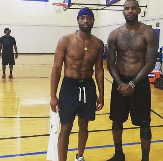 大胜福建队 大胜福建队