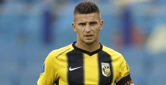 和他与知名 和他与知名