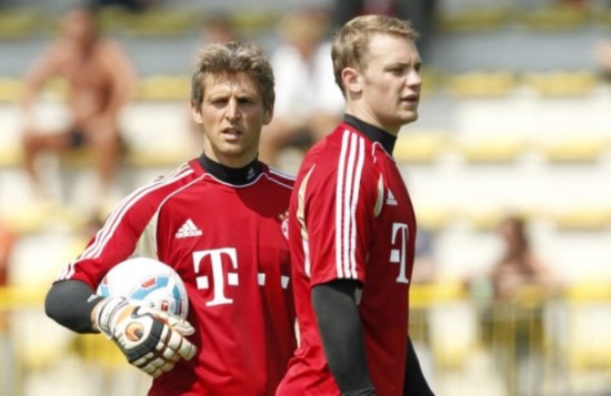 通过布拉德 通过布拉德