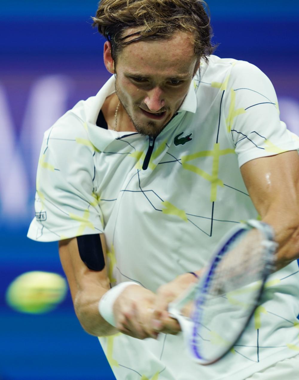 范弗里特利 范弗里特利